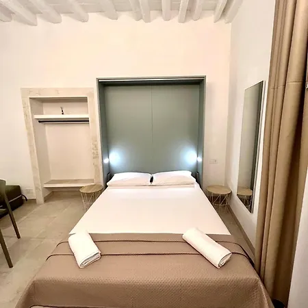 La Casa Adalt *